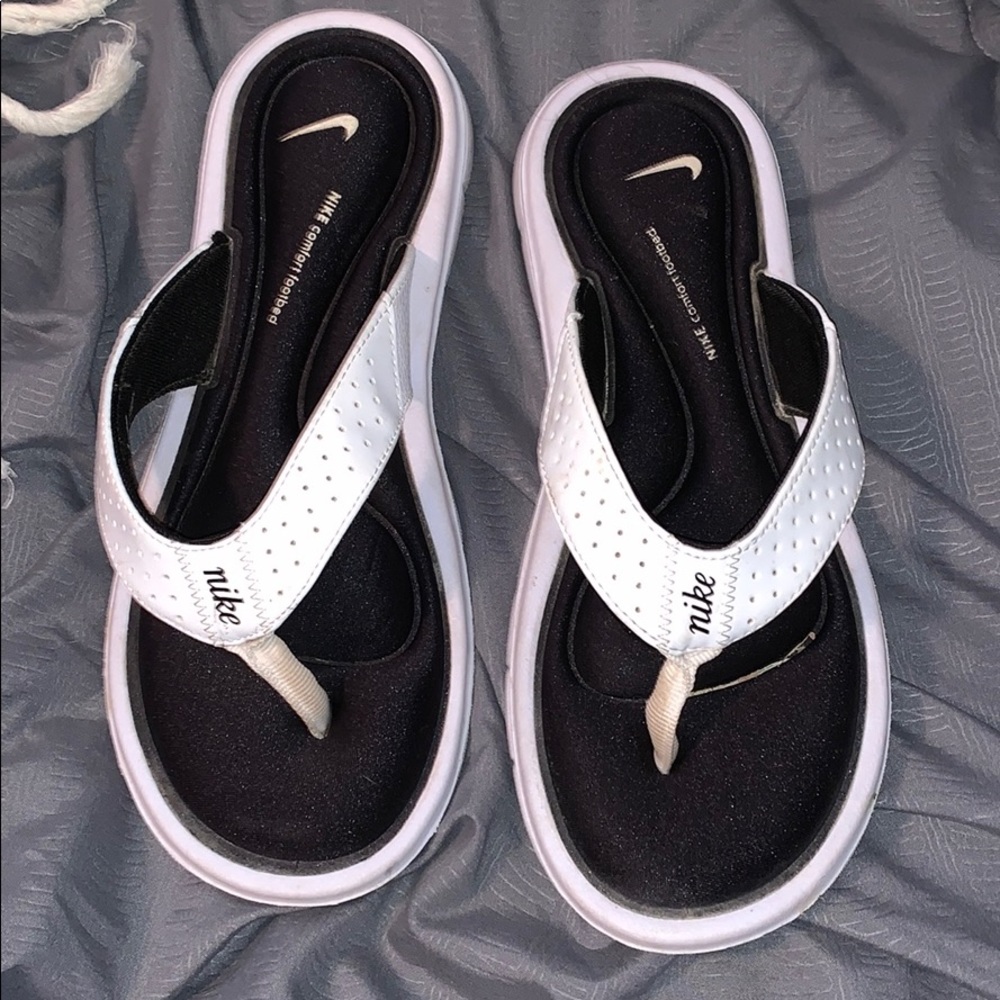 Nike Women’s Flip Flops